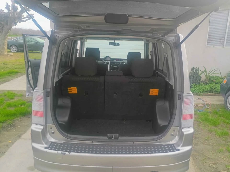 2005 Scion xB - Image 16 of 20