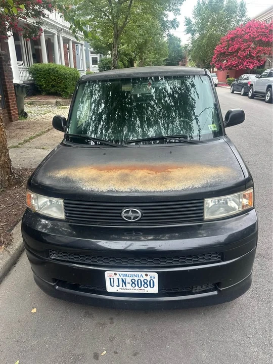 2005 Scion xB - Image 2 of 12