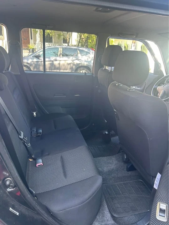 2005 Scion xB - Image 12 of 12