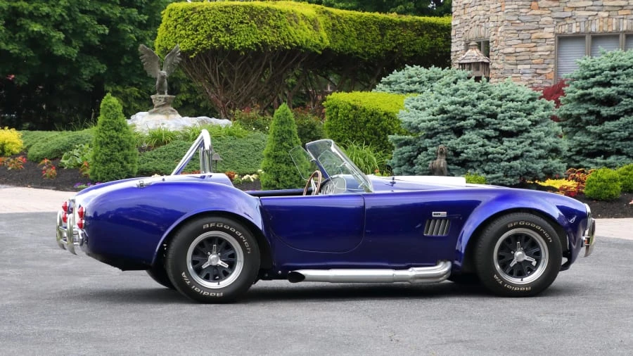 2005 Shelby Cobra Replica - Image 2 of 12