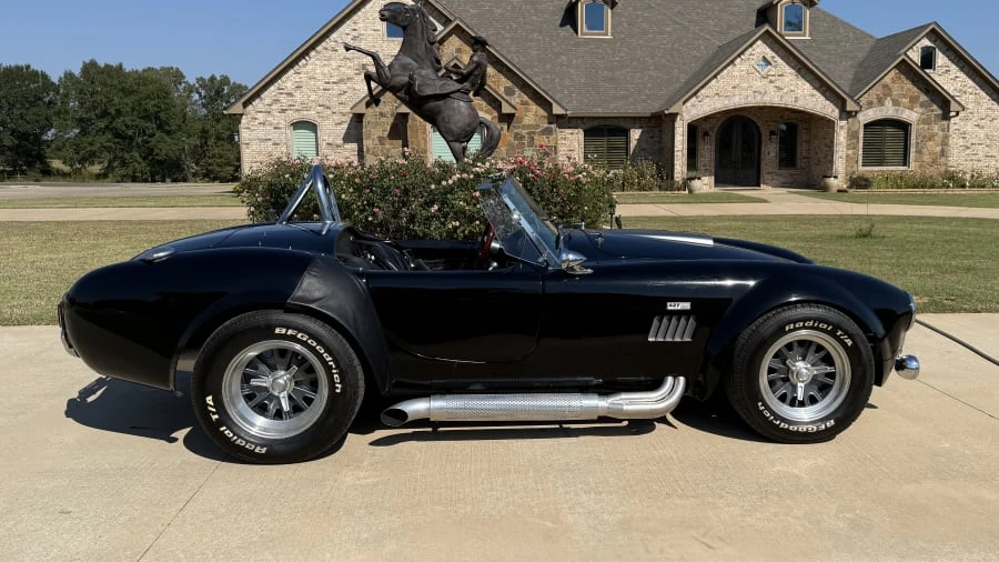 2005 Shelby Cobra - Image 2 of 17