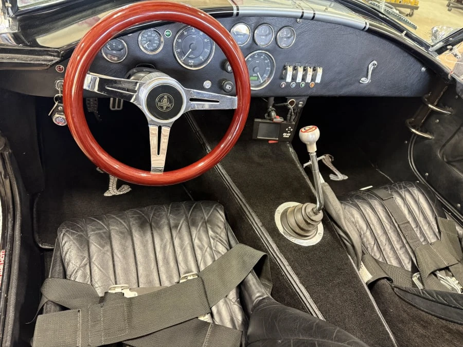 2005 Shelby Cobra - Image 8 of 17