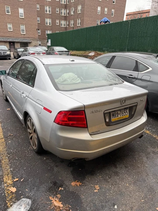 2005 Acura TL 3rd Gen - Image 3 of 4