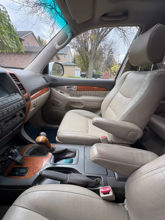 2005 Lexus GX 1st Gen - Image 4 of 10