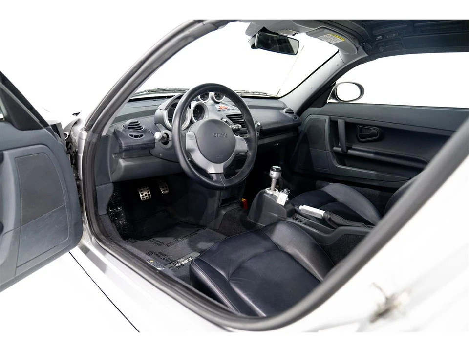 2005 Smart Fortwo 1st Gen - Image 10 of 31