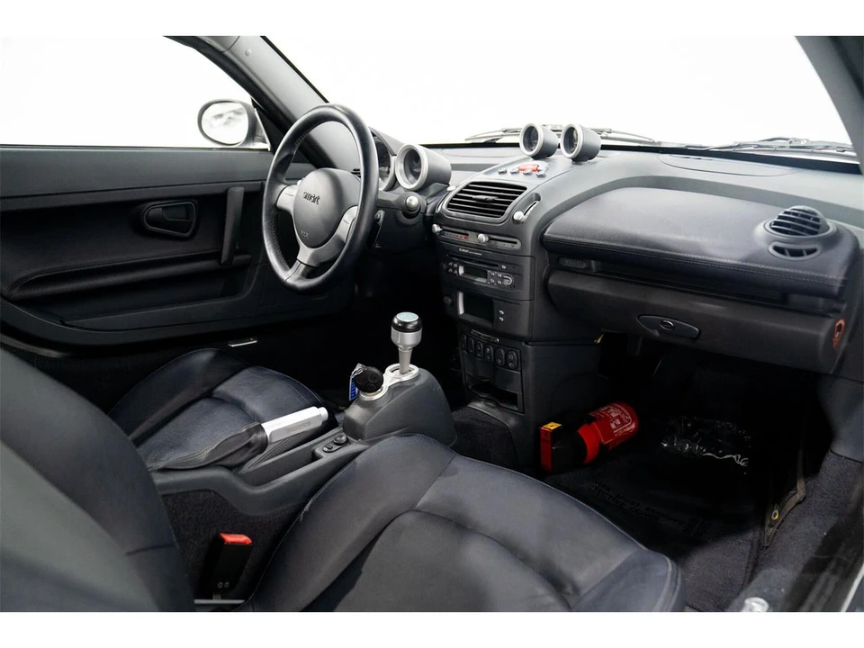 2005 Smart Fortwo 1st Gen - Image 14 of 31