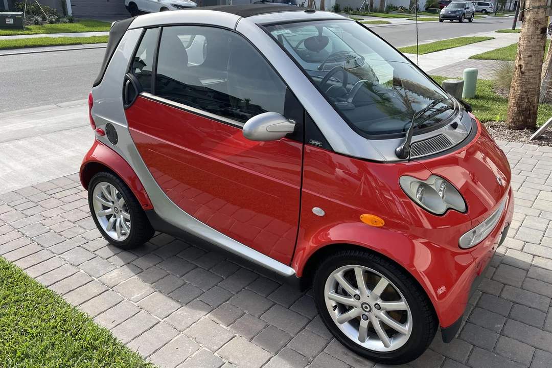 2005 Smart Fortwo 1st Gen - Image 3 of 31