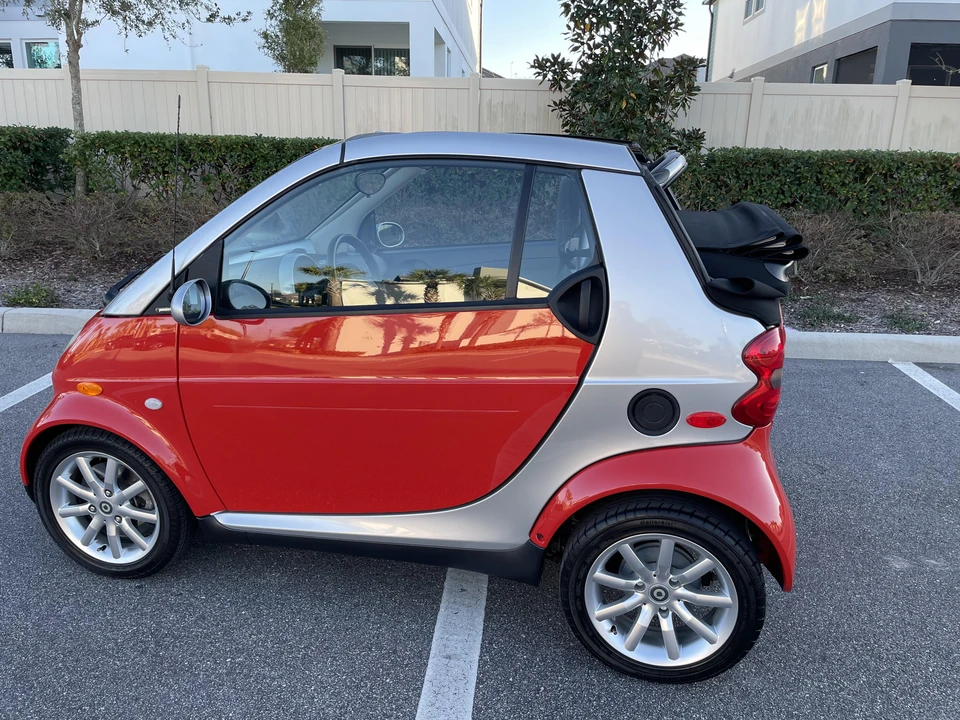 2005 Smart Fortwo 1st Gen - Image 9 of 31