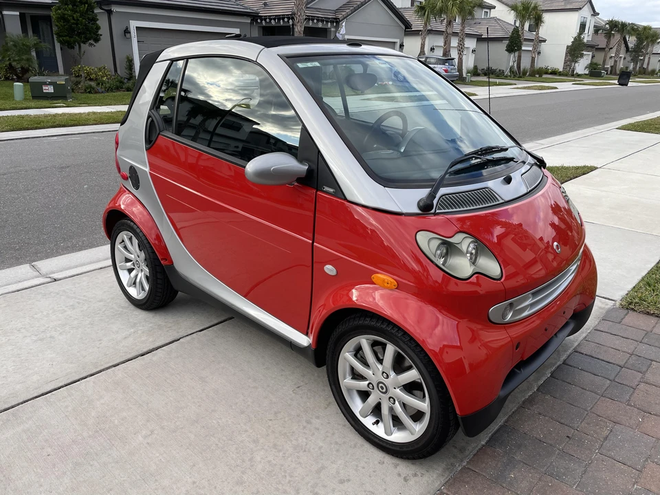 2005 Smart Fortwo 1st Gen - Image 13 of 31