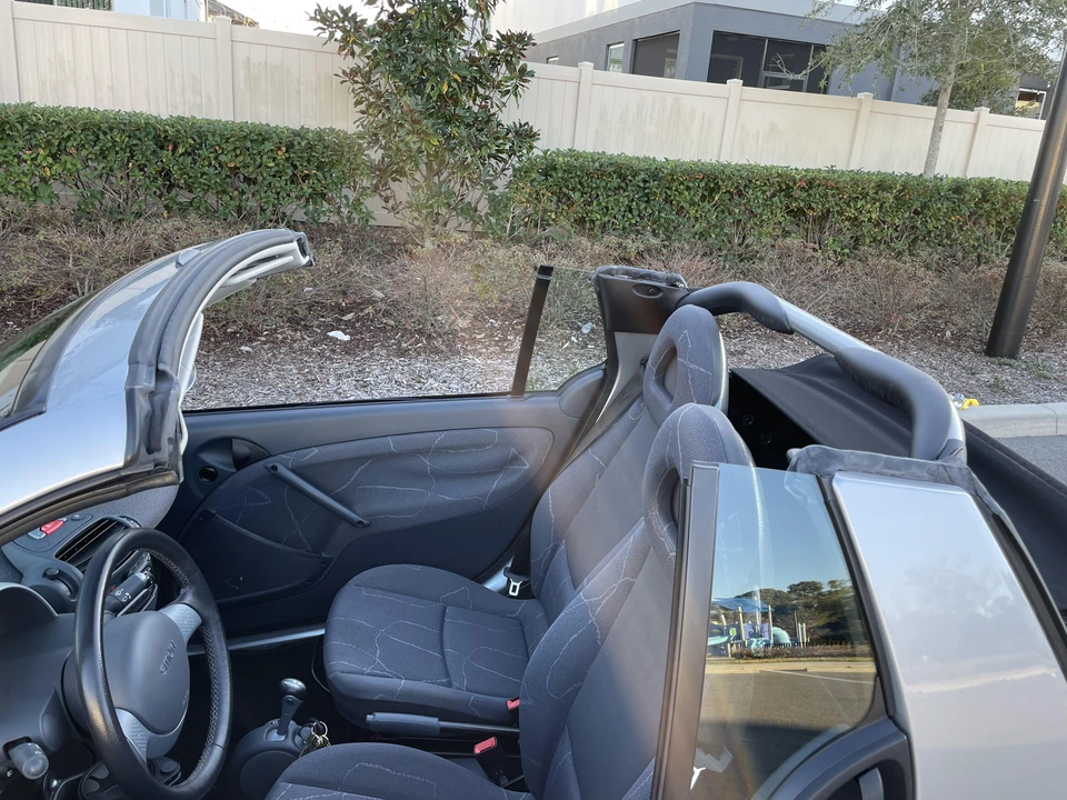 2005 Smart Fortwo 1st Gen - Image 16 of 31
