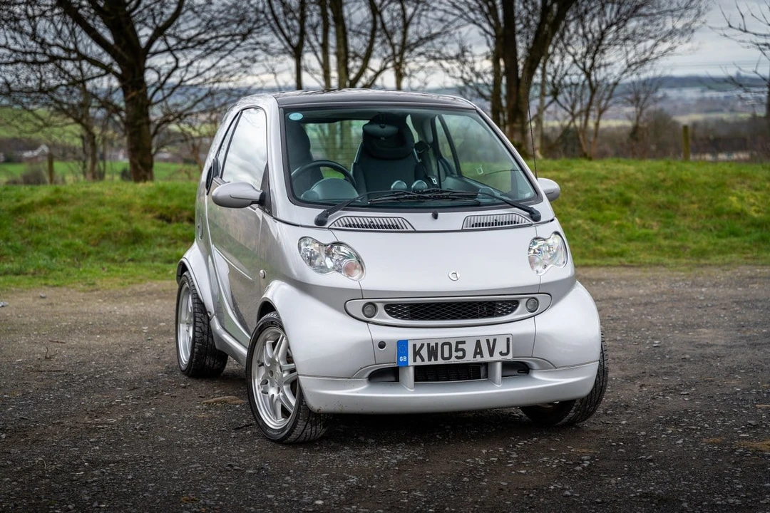 2005 Smart Fortwo 1st Gen - Image 11 of 30