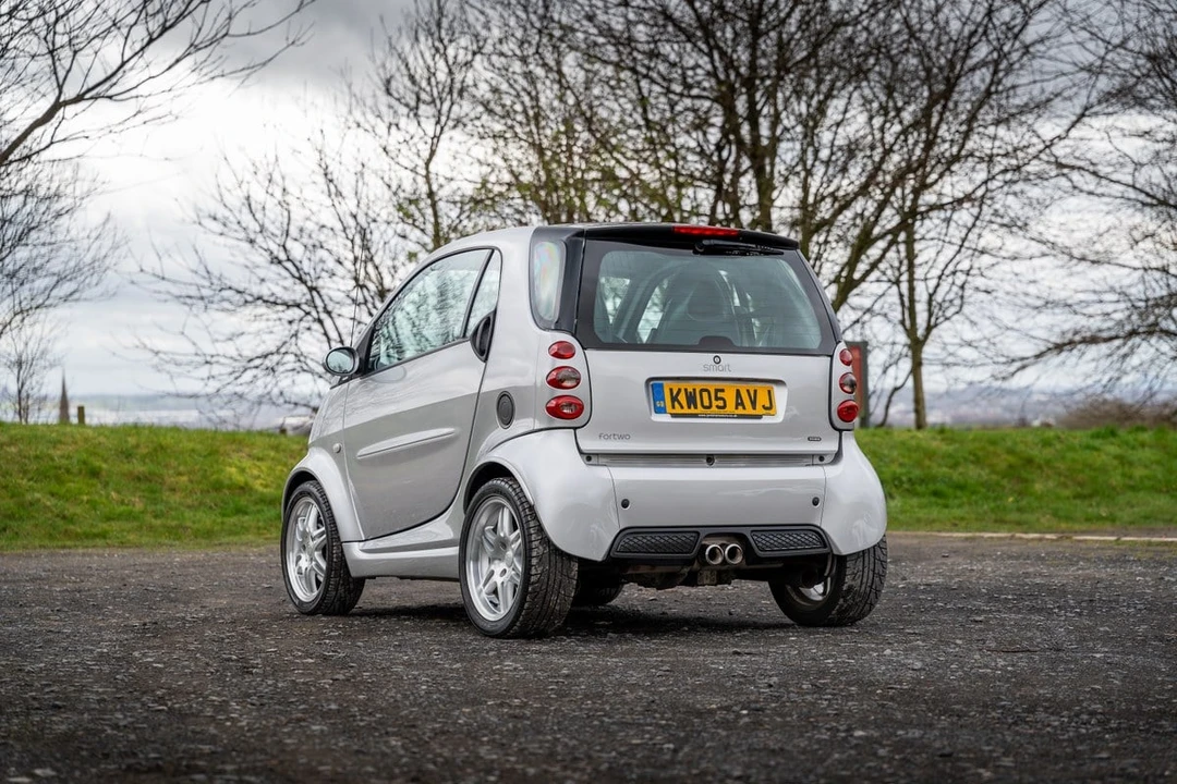 2005 Smart Fortwo 1st Gen - Image 7 of 30