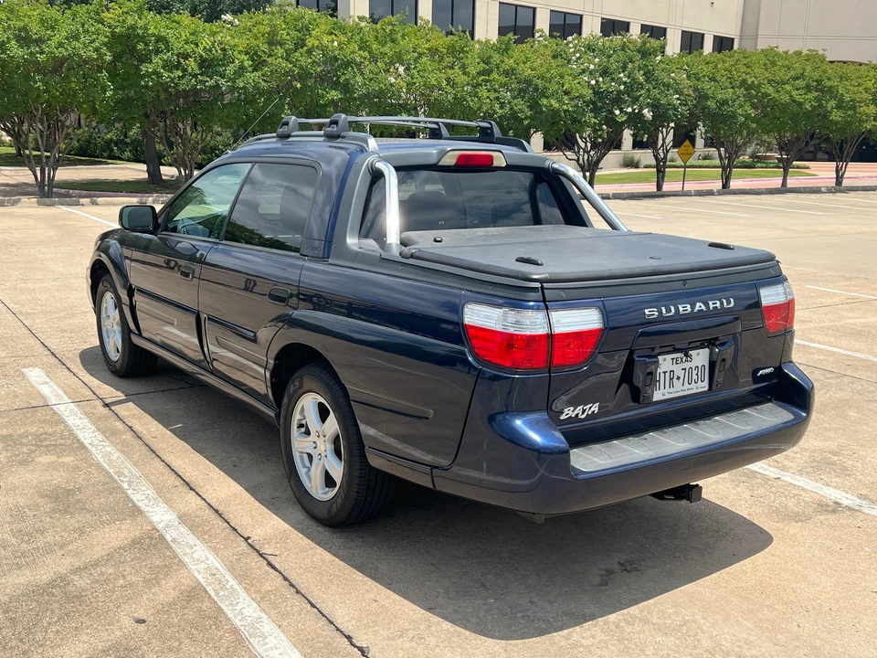 2005 Subaru Baja - Image 11 of 31