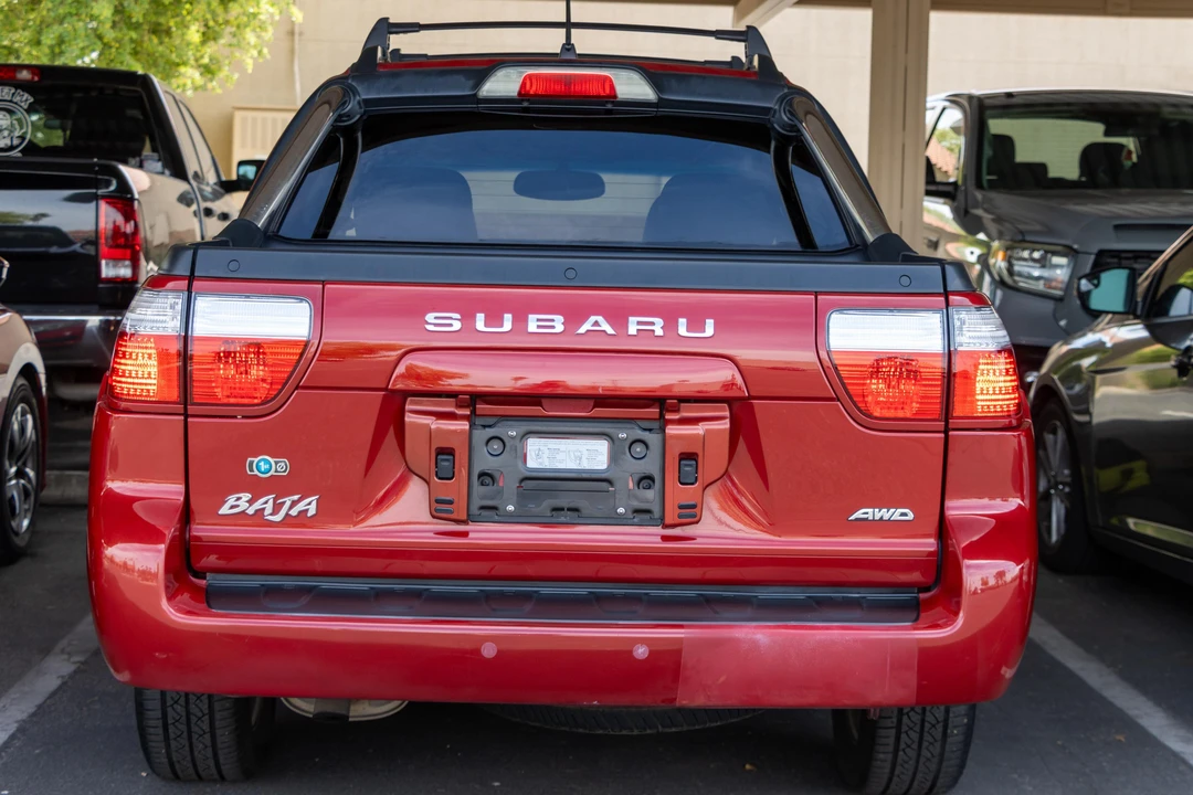 2005 Subaru Baja - Image 12 of 31