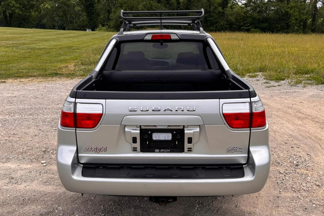 2005 Subaru Baja - Image 5 of 31