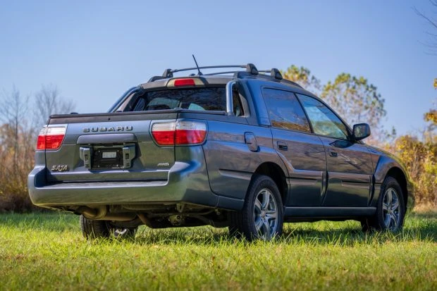 2005 Subaru Baja - Image 2 of 7