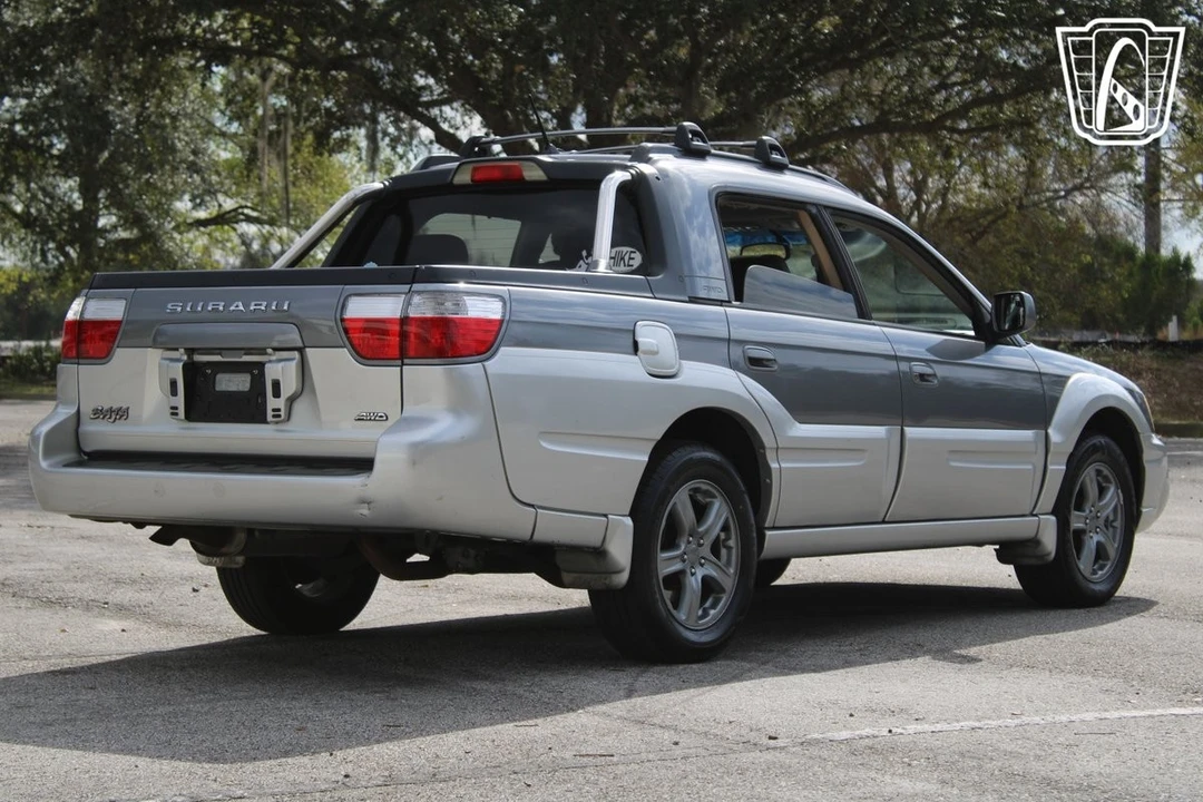 2005 Subaru Baja - Image 10 of 12