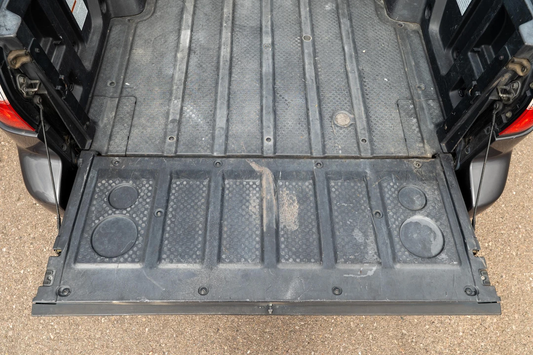 2005 Subaru Baja - Image 24 of 31