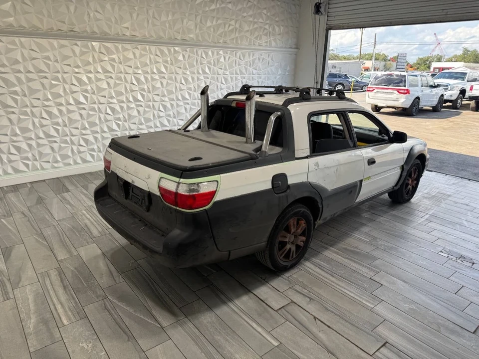 2005 Subaru Baja - Image 12 of 21