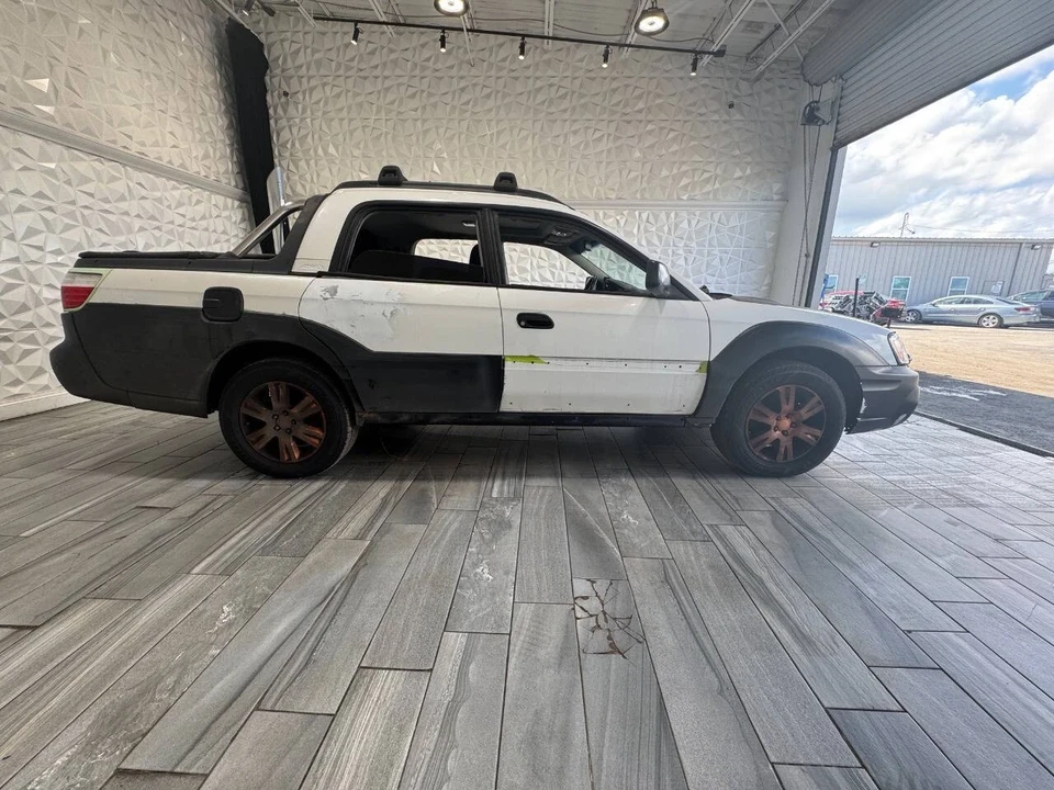 2005 Subaru Baja - Image 13 of 21
