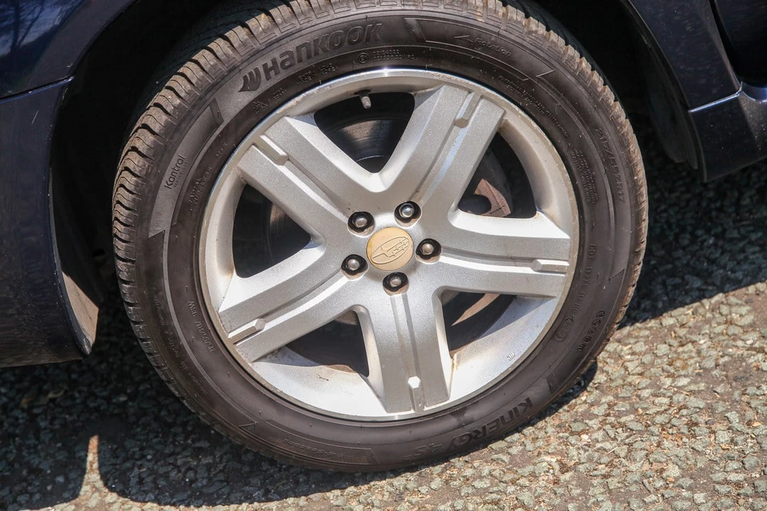 2005 Subaru Forester 2nd Gen - Image 18 of 30