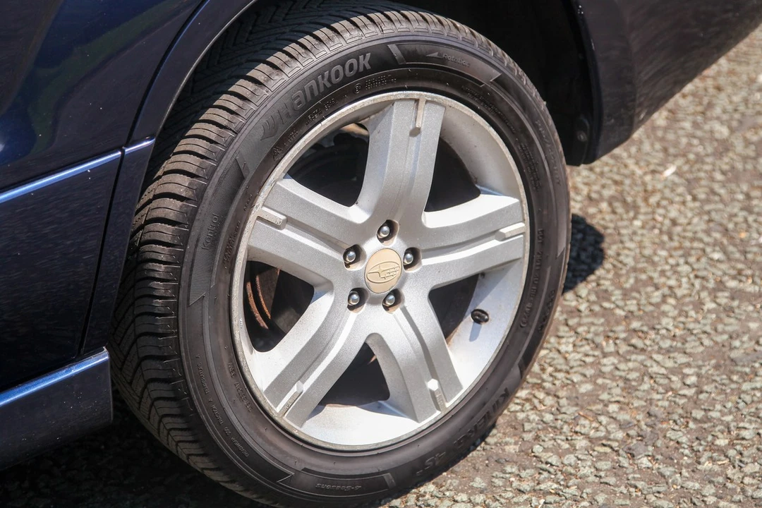 2005 Subaru Forester 2nd Gen - Image 19 of 30