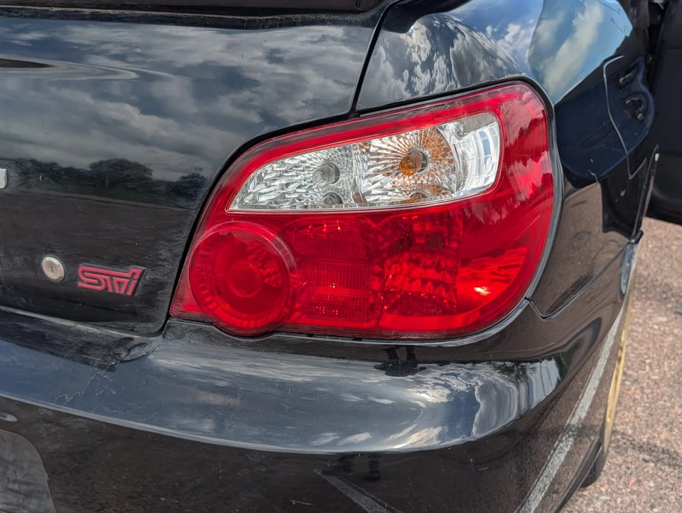 2005 Subaru Impreza WRX STi 2nd Gen - Image 23 of 31