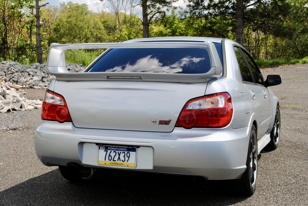 2005 Subaru Impreza WRX STi 2nd Gen - Image 14 of 31