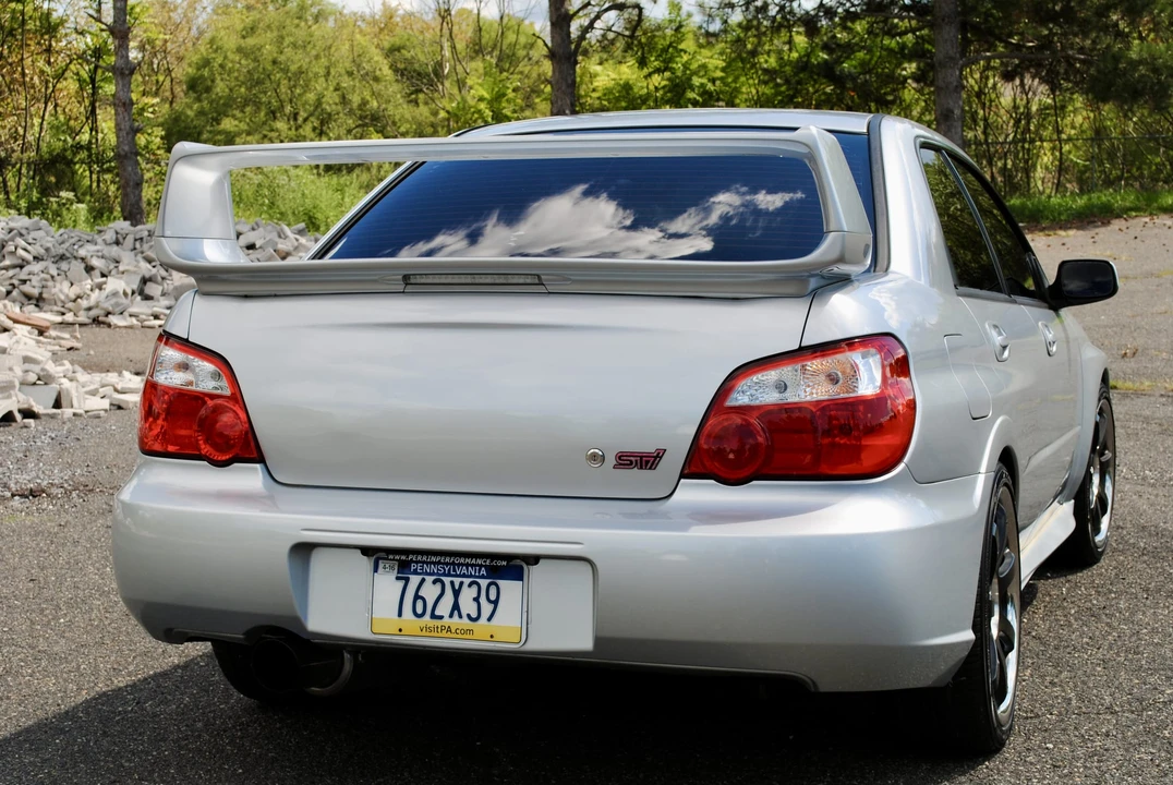 2005 Subaru Impreza WRX STi 2nd Gen - Image 13 of 31