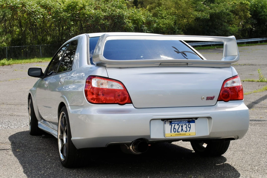 2005 Subaru Impreza WRX STi 2nd Gen - Image 10 of 31