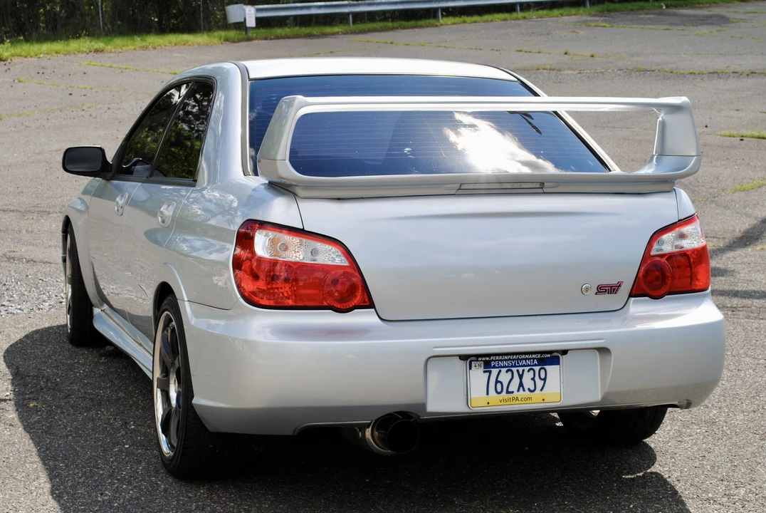 2005 Subaru Impreza WRX STi 2nd Gen - Image 11 of 31
