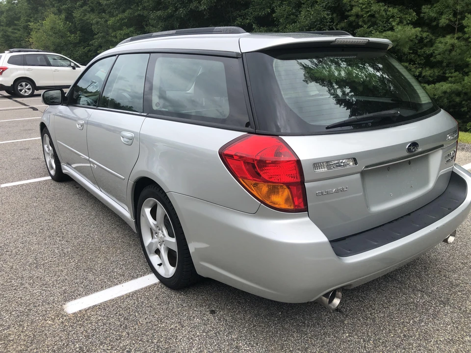 2005 Subaru Legacy 4th Gen - Image 11 of 31