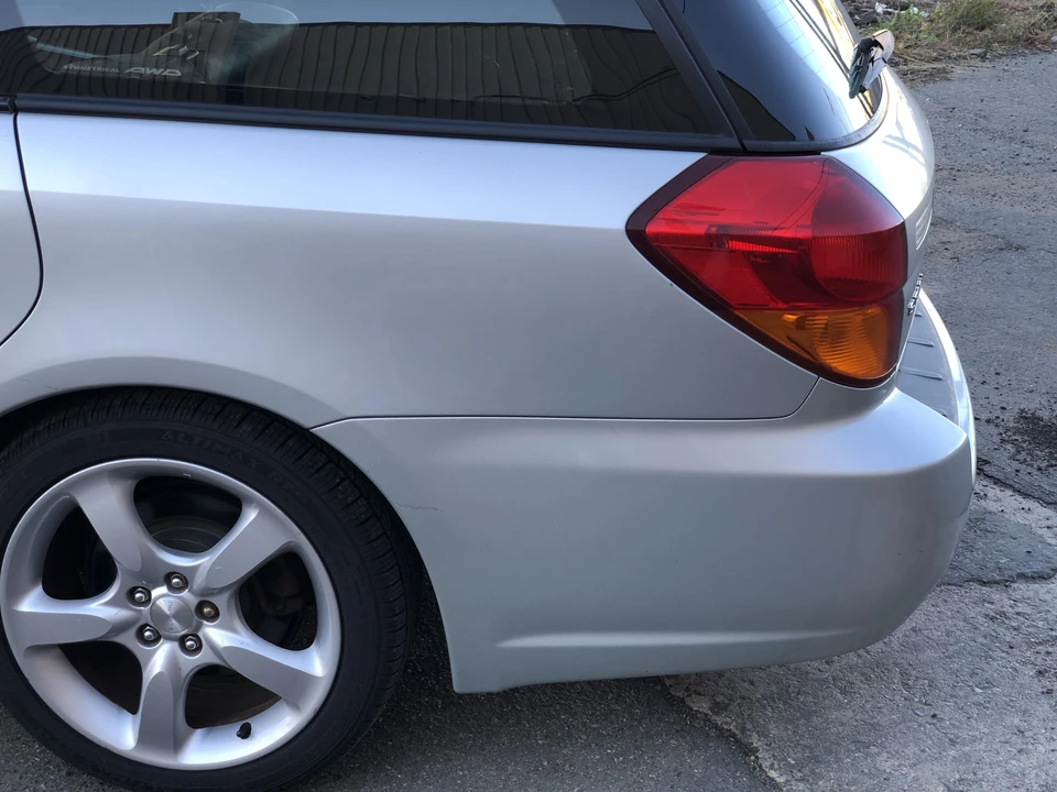 2005 Subaru Legacy 4th Gen - Image 12 of 27