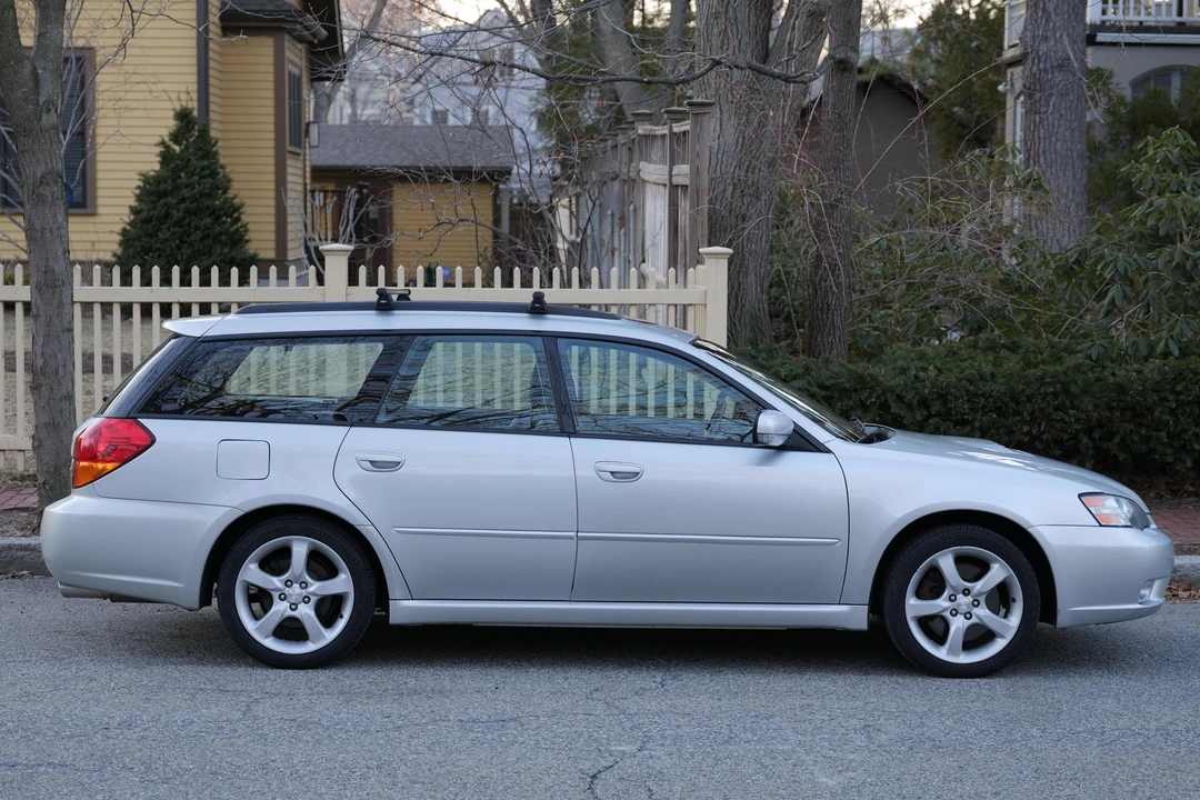 2005 Subaru Legacy 4th Gen - Image 3 of 27