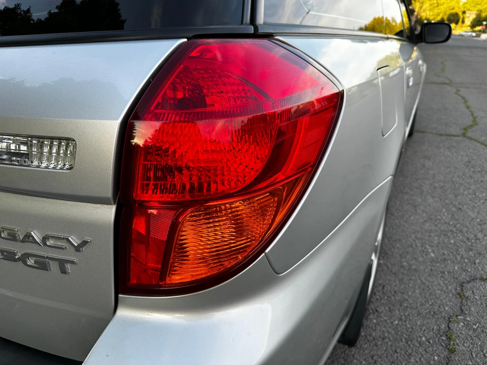 2005 Subaru Legacy 4th Gen - Image 18 of 31