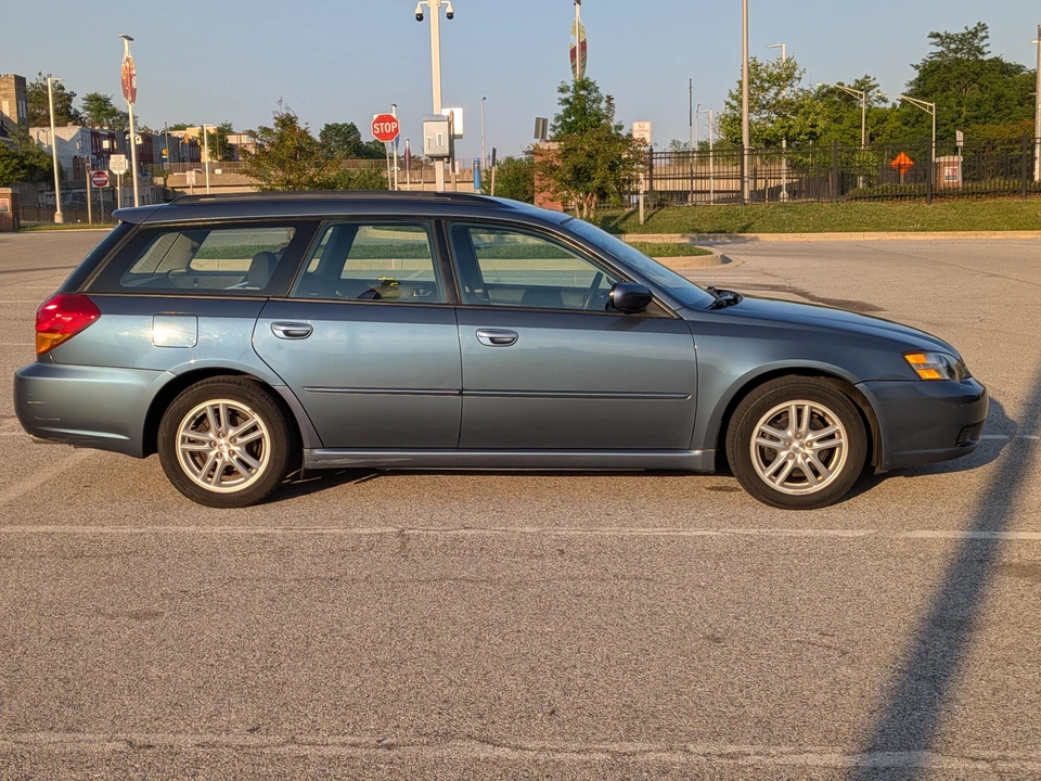 2005 Subaru Legacy 4th Gen - Image 8 of 31