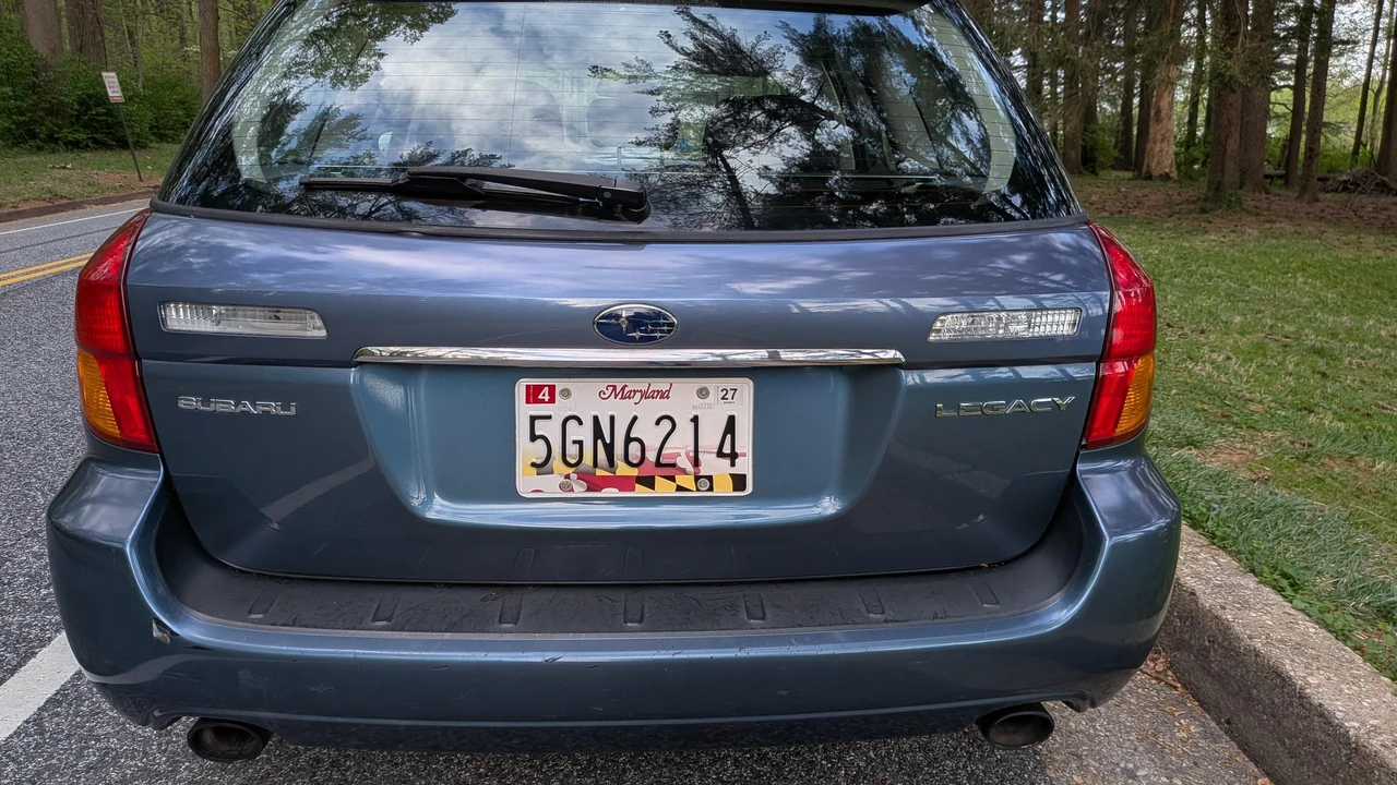 2005 Subaru Legacy 4th Gen - Image 17 of 31