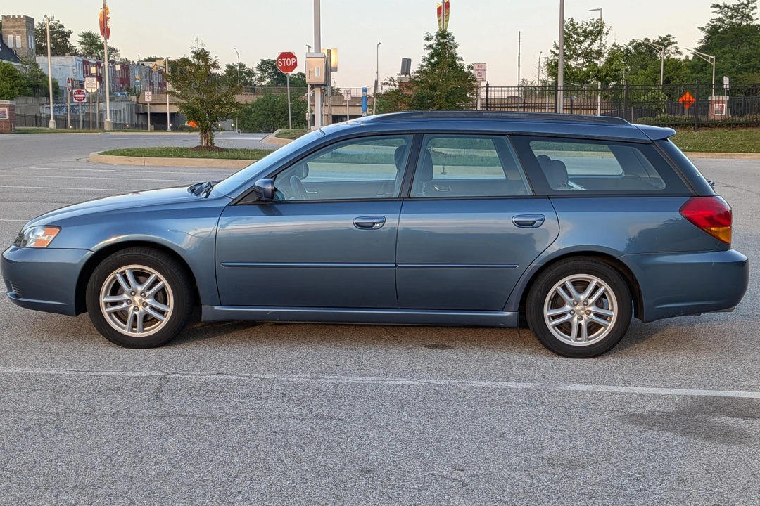 2005 Subaru Legacy 4th Gen - Image 3 of 31