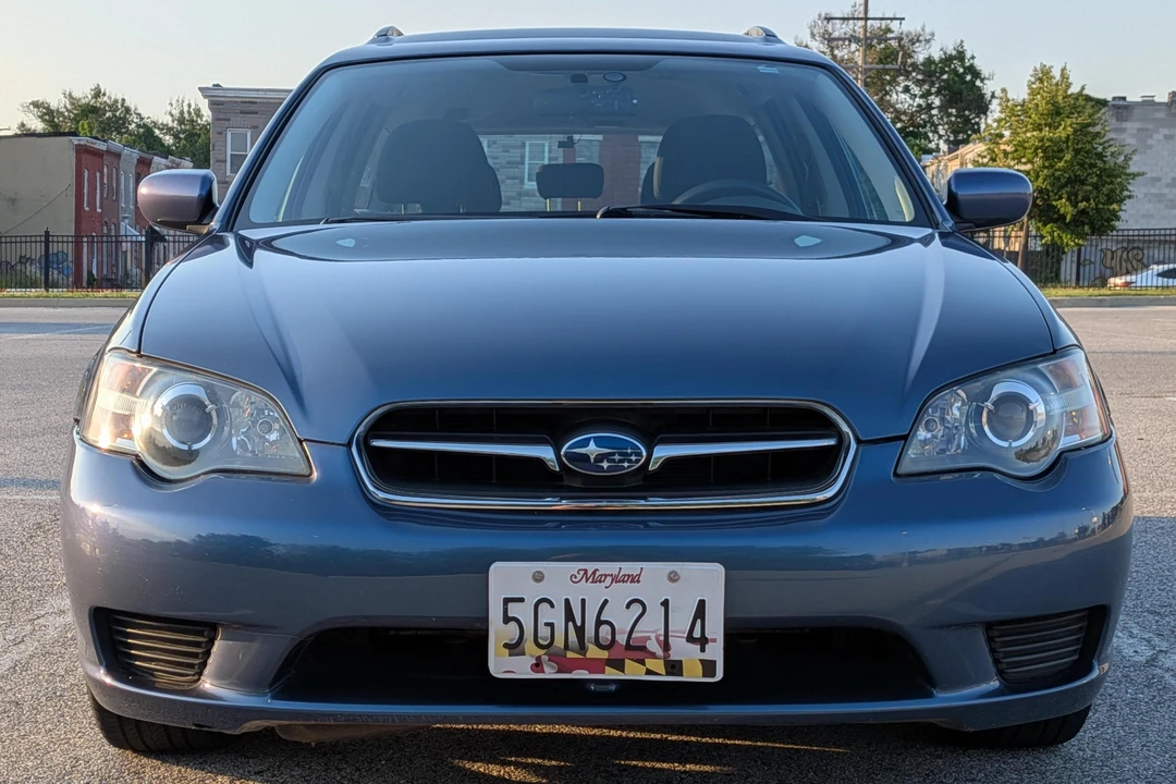 2005 Subaru Legacy 4th Gen - Image 2 of 31