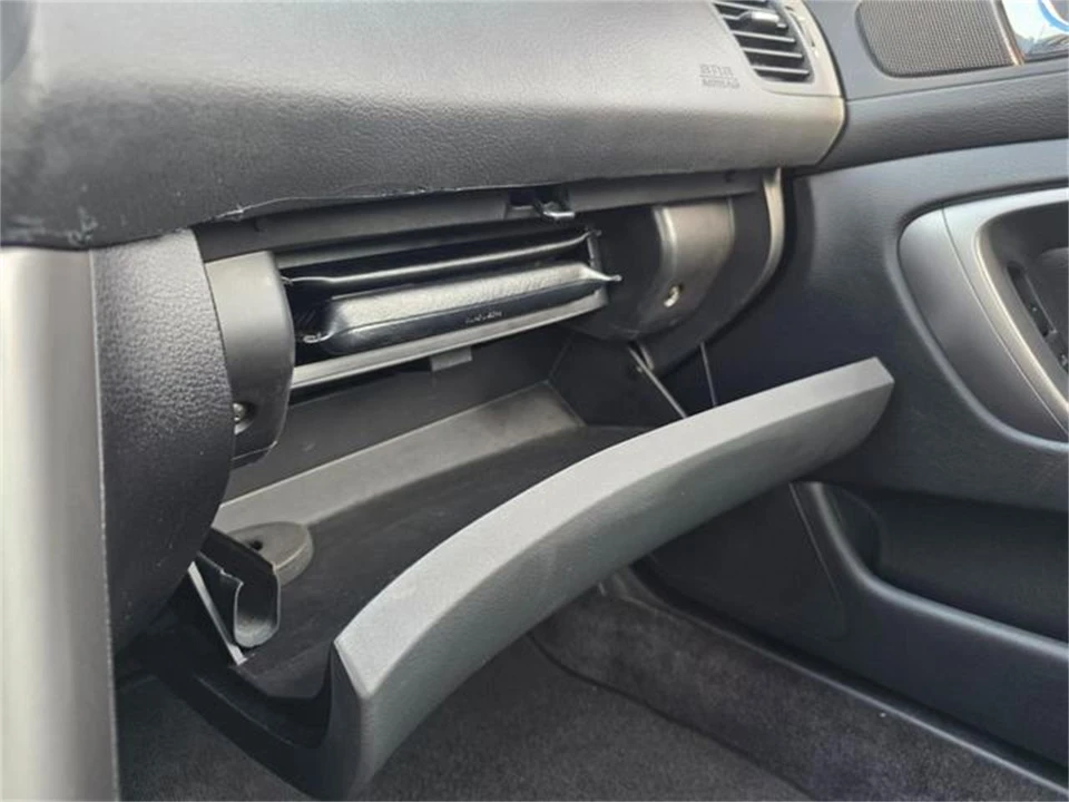 2005 Subaru Legacy 4th Gen - Image 23 of 31