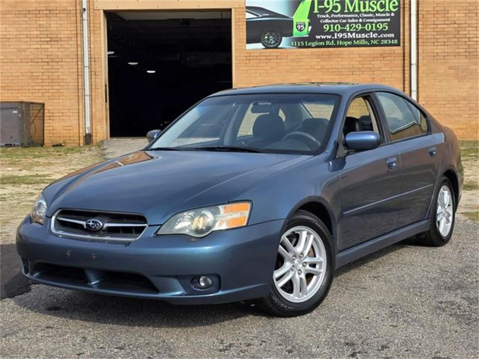 2005 Subaru Legacy 4th Gen - Image 13 of 31
