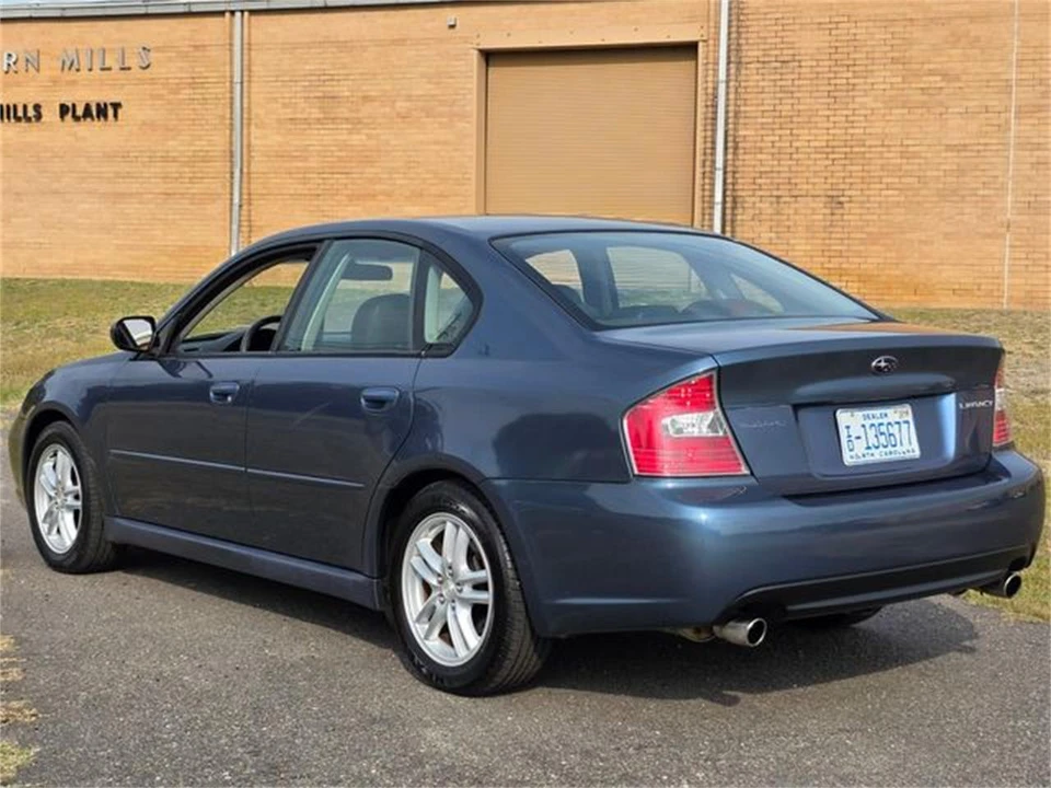 2005 Subaru Legacy 4th Gen - Image 11 of 31