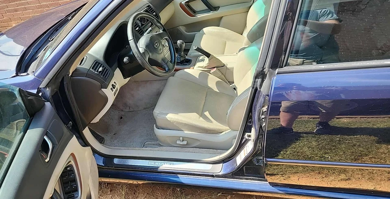 2005 Subaru Legacy 4th Gen - Image 13 of 21