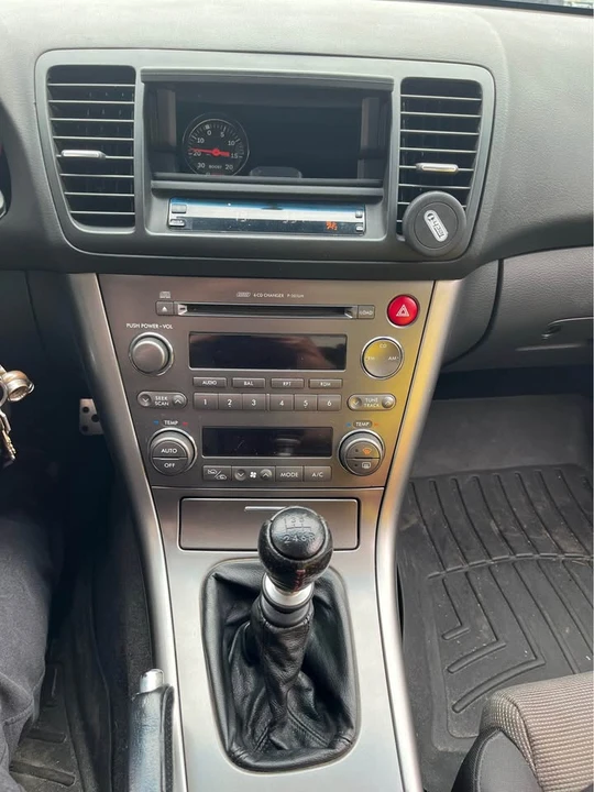 2005 Subaru Legacy 4th Gen - Image 10 of 17