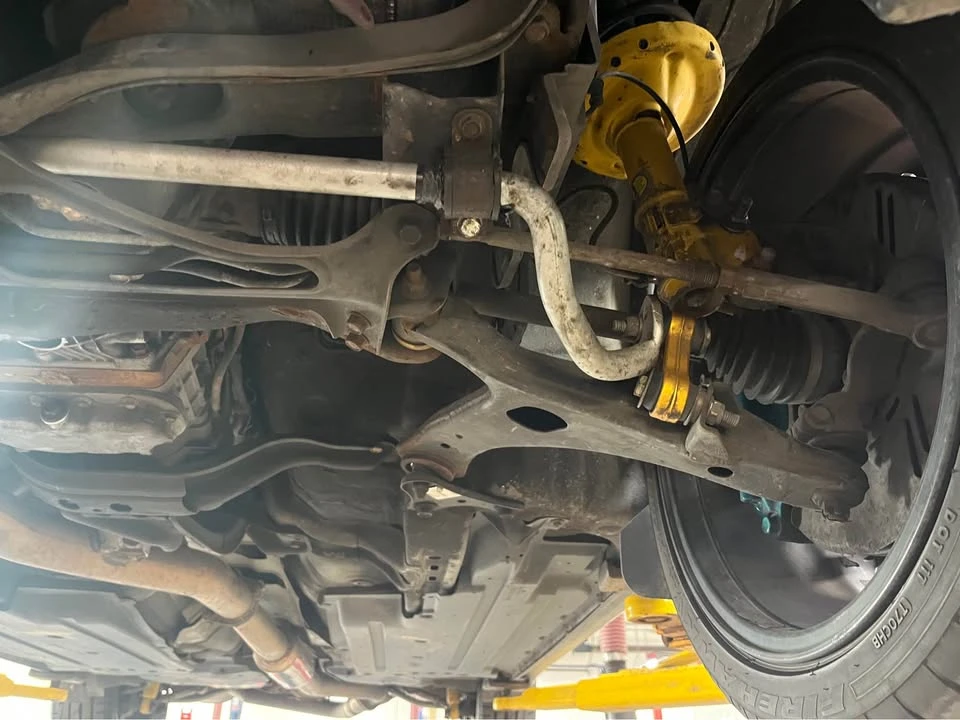 2005 Subaru Legacy 4th Gen - Image 15 of 17