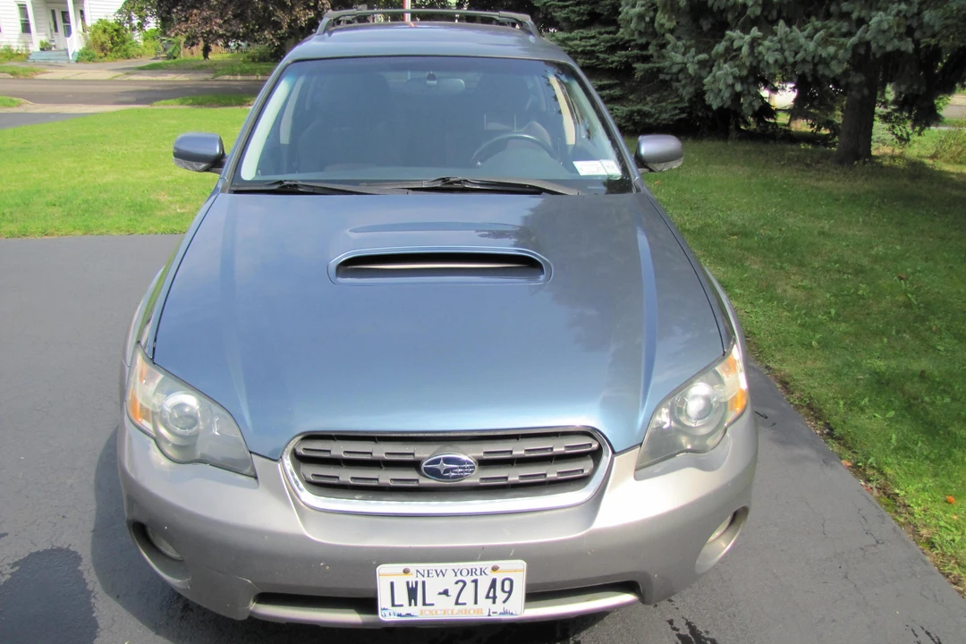 2005 Subaru Outback 3rd Gen - Image 2 of 6