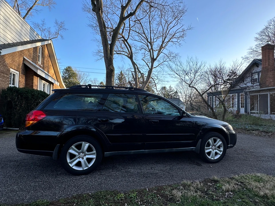 2005 Subaru Outback 3rd Gen - Image 14 of 31