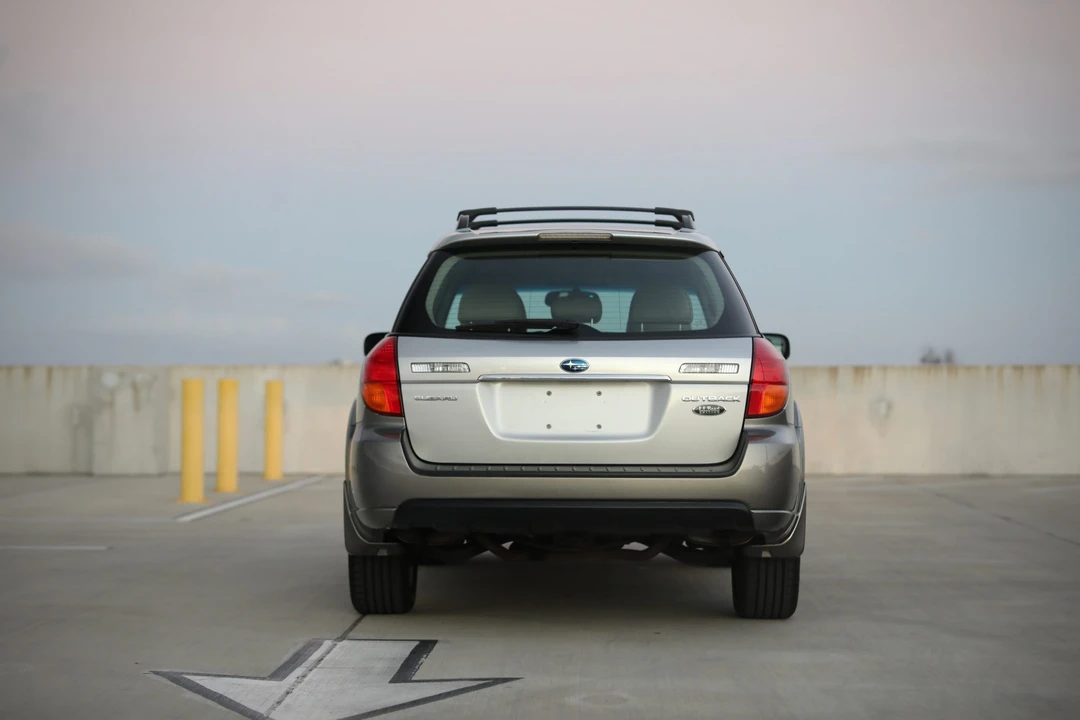 2005 Subaru Outback 3rd Gen - Image 16 of 21