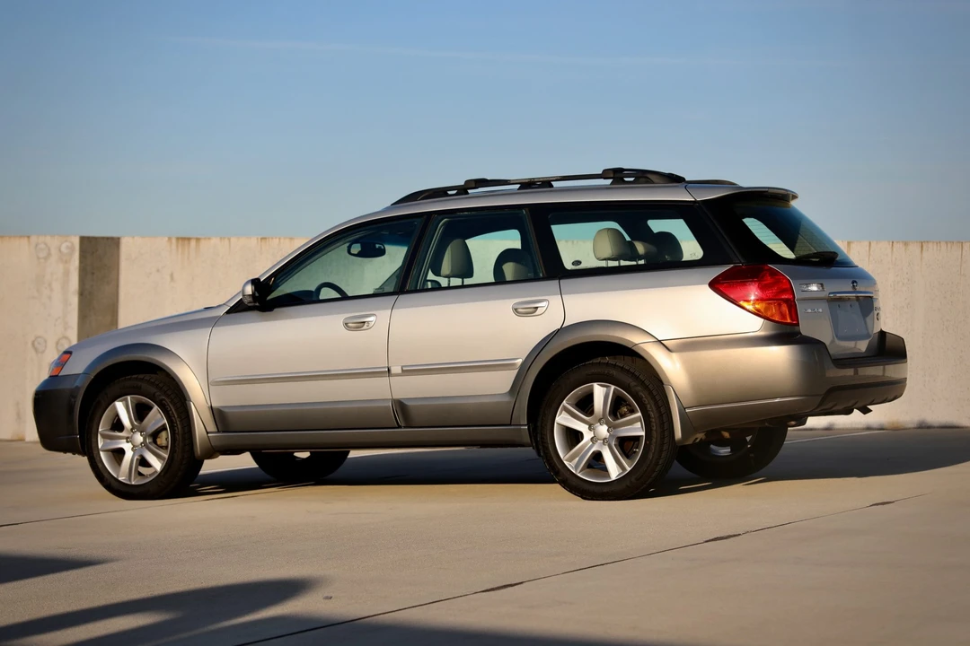 2005 Subaru Outback 3rd Gen - Image 8 of 21