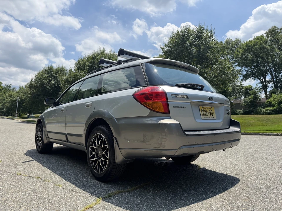2005 Subaru Outback 3rd Gen - Image 13 of 31